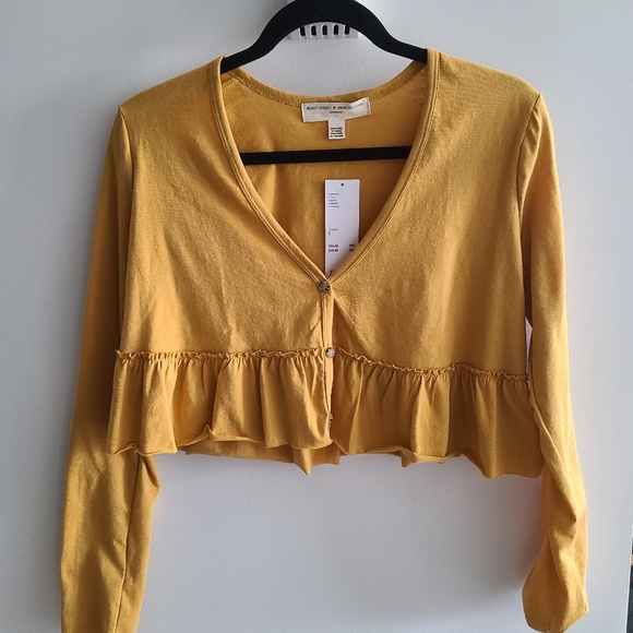 Urban Outfitters Tops - 🌿2/$20🌿Urban Outfitters | Crop Top | NWT